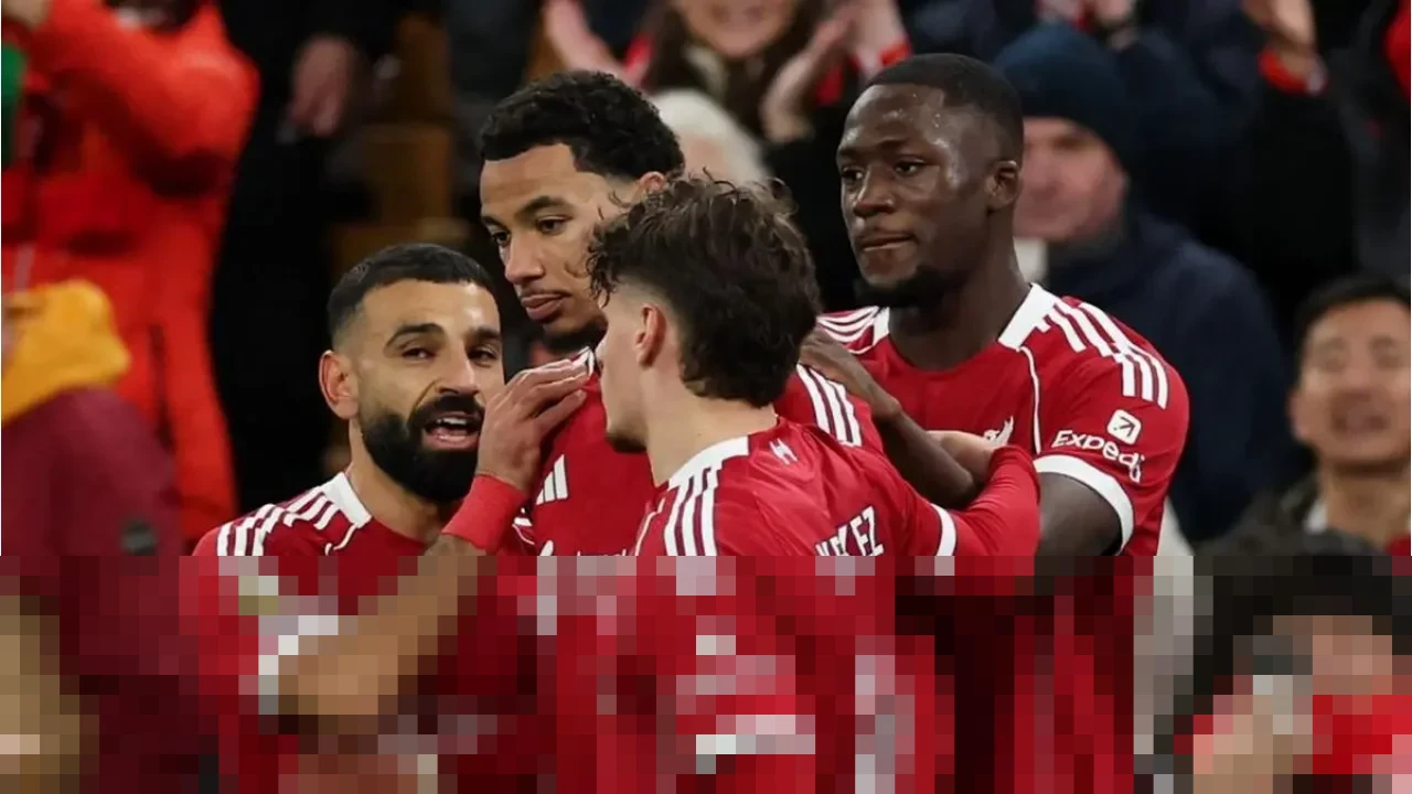 Arne Slot Soroti Buruknya Bola Mati Liverpool: “Tidak Ada Tim Minus Delapan dan Posisi Keempat”