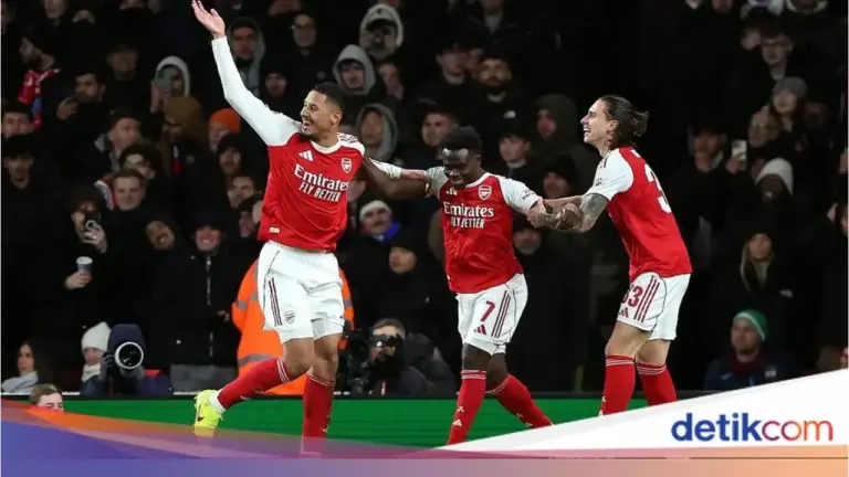 Arsenal Lolos Semifinal Carabao Cup, William Saliba Serukan Tekad Tembus Final