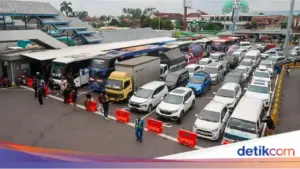 Arus Penyeberangan Ketapang-Gilimanuk Meningkat Signifikan Jelang Libur Natal dan Tahun Baru 2025