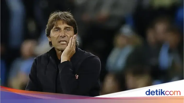 Aurelio De Laurentiis Tegaskan: “Jangan Pernah Ragukan Conte di Napoli, Ia Persembahkan Trofi Kedua”