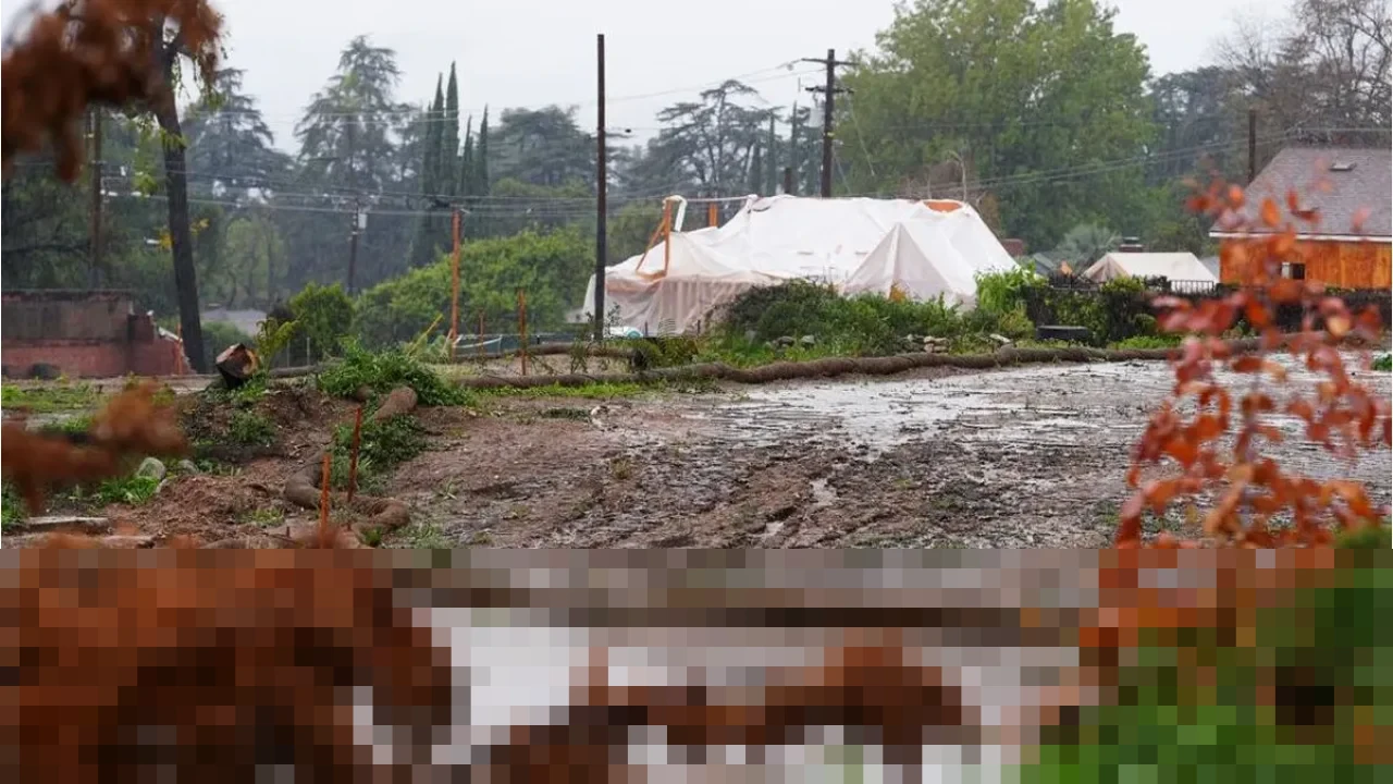 Badai Atmosfer Picu Banjir Bandang di California Selatan saat Malam Natal, Warga Diimbau Mengungsi Badai Atmosfer Picu Banjir Bandang di California Selatan saat Malam Natal, Warga Diimbau Mengungsi