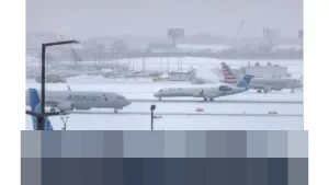 Badai Salju Dahsyat Lumpuhkan AS Timur Laut, Lebih dari 1.300 Penerbangan Dibatalkan