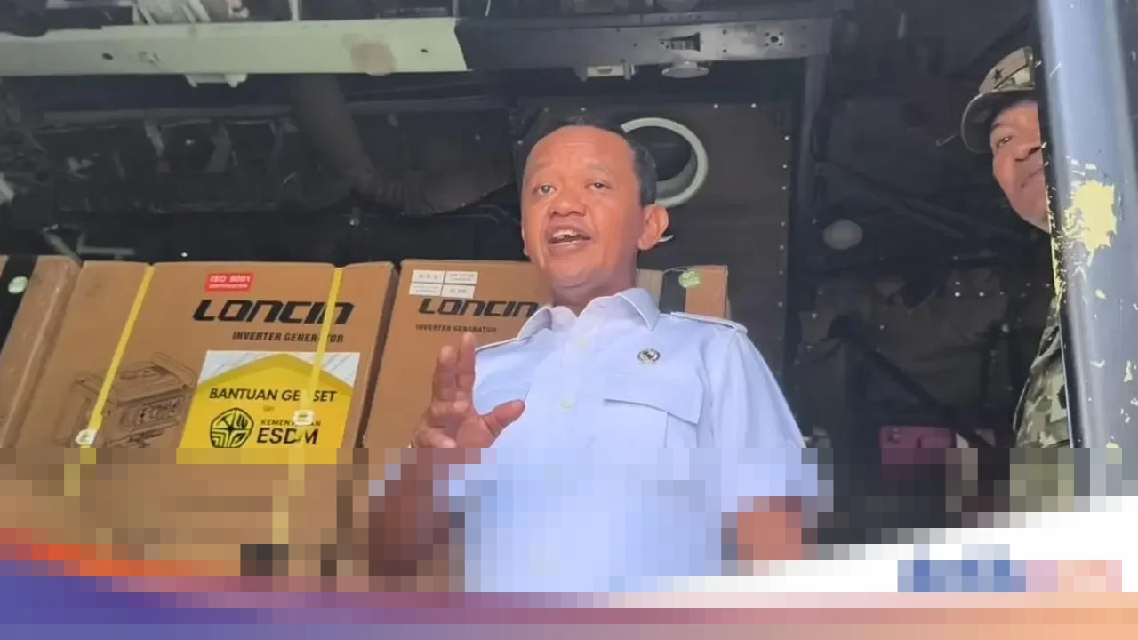 Bahlil ESDM: 35 Ribu Rumah di Aceh Masih Gelap, 1.000 Genset Dikirim Langsung Bahlil ESDM: 35 Ribu Rumah di Aceh Masih Gelap, 1.000 Genset Dikirim Langsung