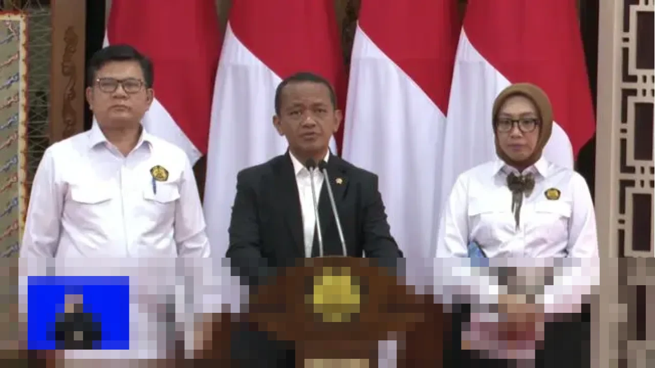 Bahlil Lahadalia: “RUPTL 2025-2034 Terhijau Sepanjang Masa,” Targetkan 76% Pembangkit Baru EBT