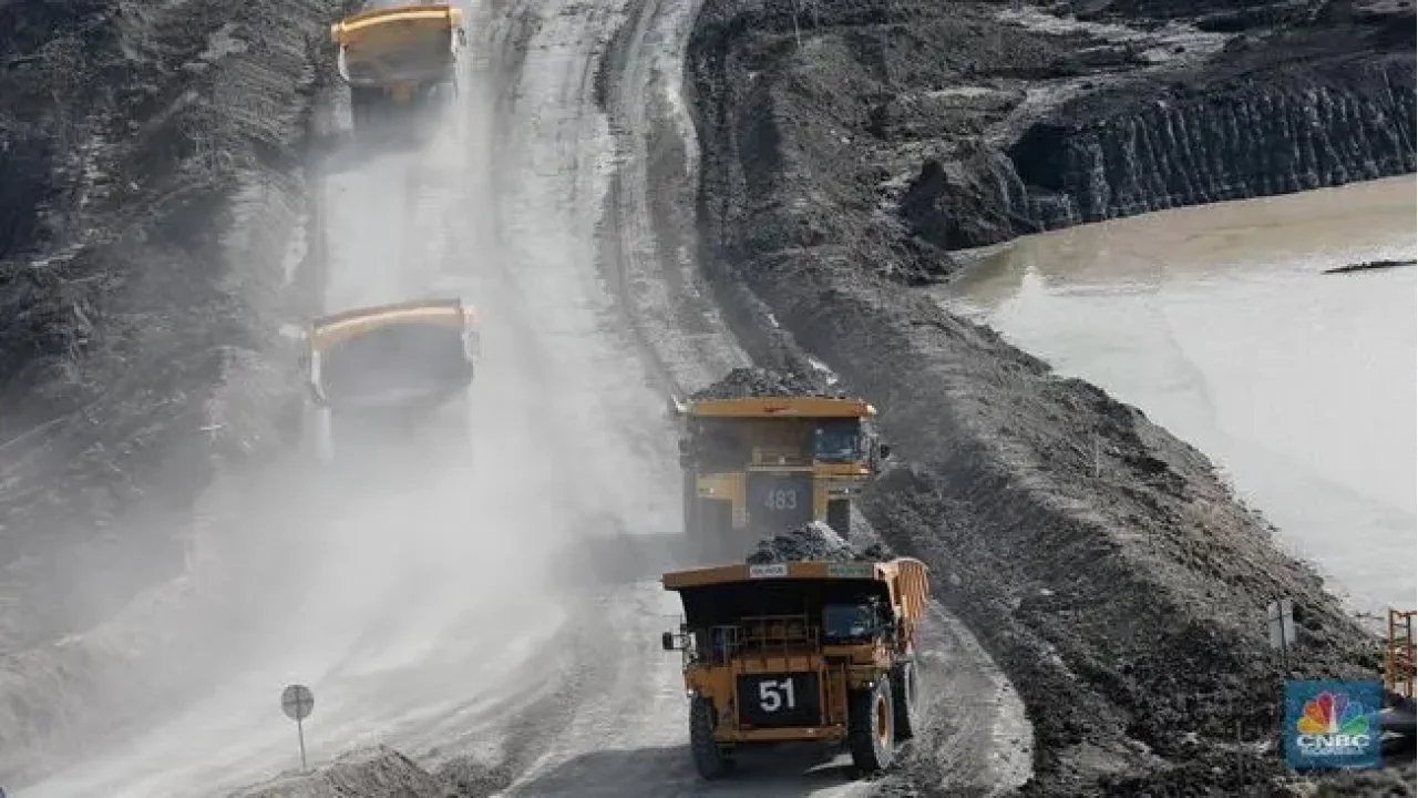 Bahlil Lahadalia: “Semuanya Kita Pangkas, Harga Batu Bara Anjlok Semua”