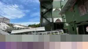 Bangunan Parkir Dua Lantai di Koja Jakut Ambruk, Pemilik Kaget: Baru Berdiri Sejak 2023