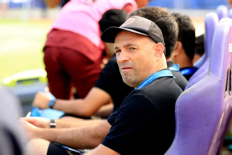 Persebaya Beri Kontrak Panjang Pada Bernardo Tavares Hingga 2028