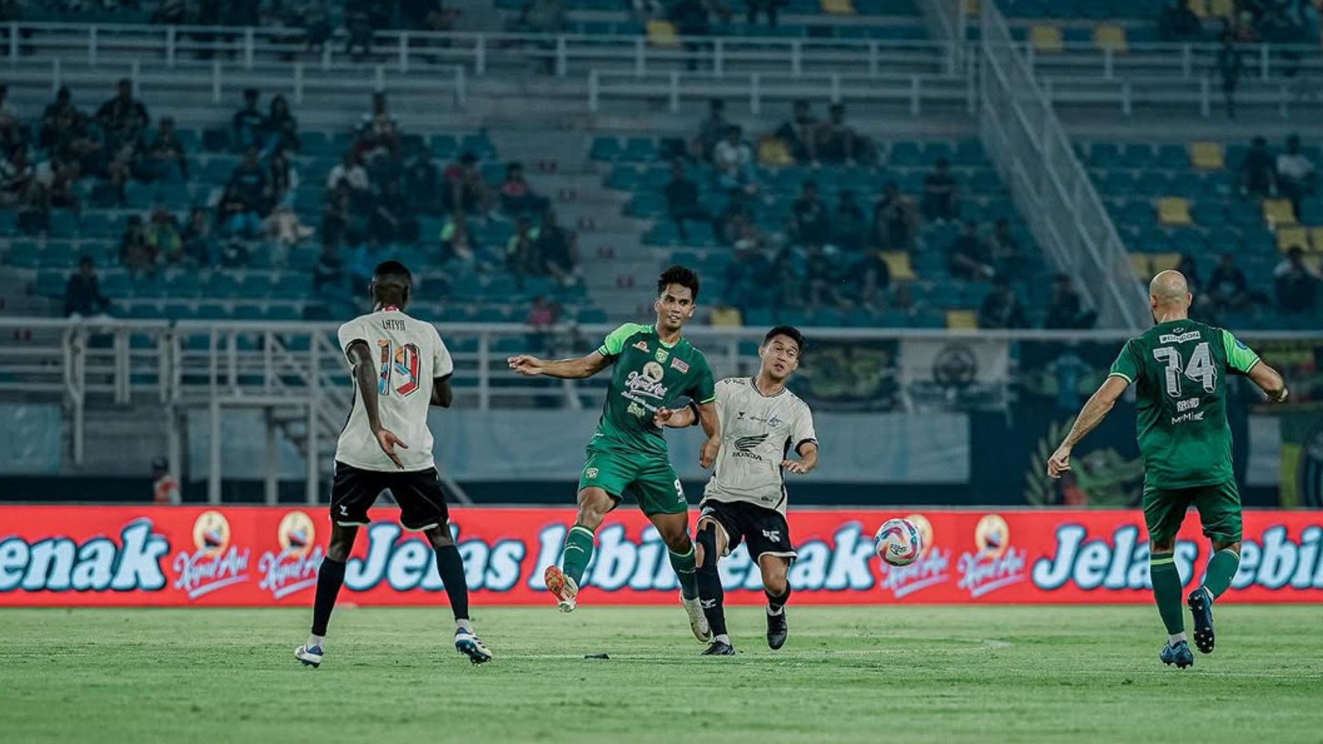 Bernardo Tavares Dikabarkan Merapat ke Persebaya, Rizky Dwi Diharapkan Mampu Replikasi ‘Sihir’ Sananta