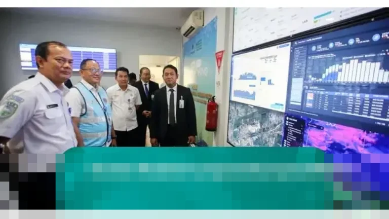 BMKG Resmi Pensiunkan Nama Siklon Seroja, Tegaskan Dampak Kerusakan Sangat Besar BMKG Resmi Pensiunkan Nama Siklon Seroja, Tegaskan Dampak Kerusakan Sangat Besar