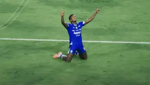 Bojan Hodak Ungkap Kunci Kebangkitan Ramon Tanque: Dari Mandul Jadi Mesin Gol Persib Bandung