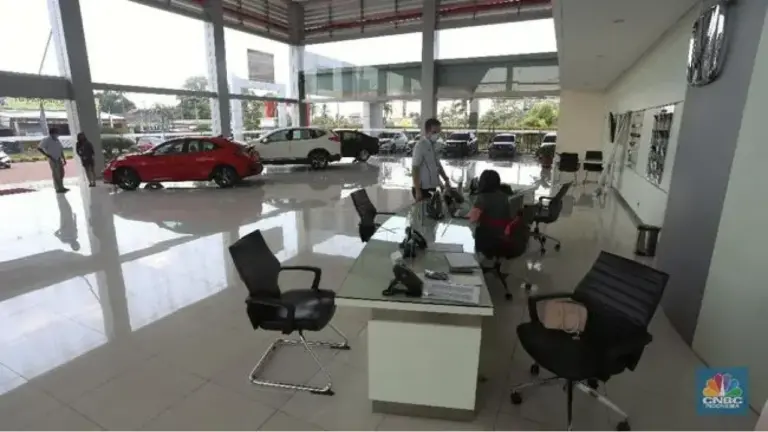 Bos Toyota TMMIN Bob Azam: “Under Utilisasi Pabrik Mobil RI Capai 40 Persen”