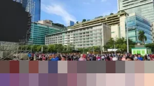 Bundaran HI Padat Merayap di CFD Terakhir 2025, Kesenian Tanjidor Hibur Warga Jakarta