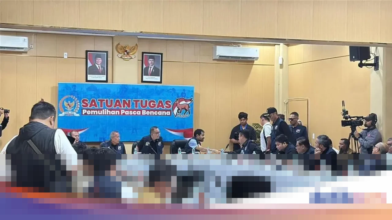 Bupati Aceh Utara: 25 Kecamatan Terdampak Bencana, Pusat ‘Tutup Mata’ karena Tak Viral Bupati Aceh Utara: 25 Kecamatan Terdampak Bencana, Pusat ‘Tutup Mata’ karena Tak Viral