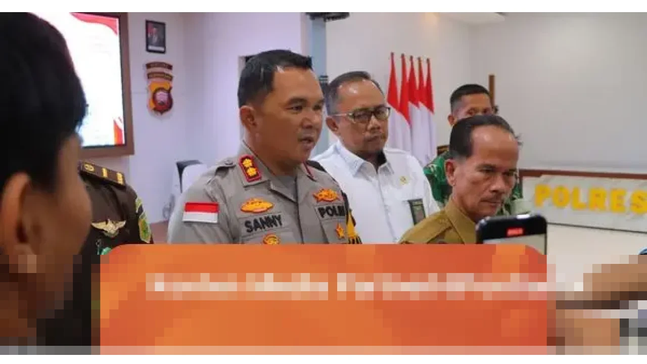 Bupati dan Kapolres Sintang Imbau Perayaan Tahun Baru Sederhana, Fokus Berbagi untuk Korban Bencana