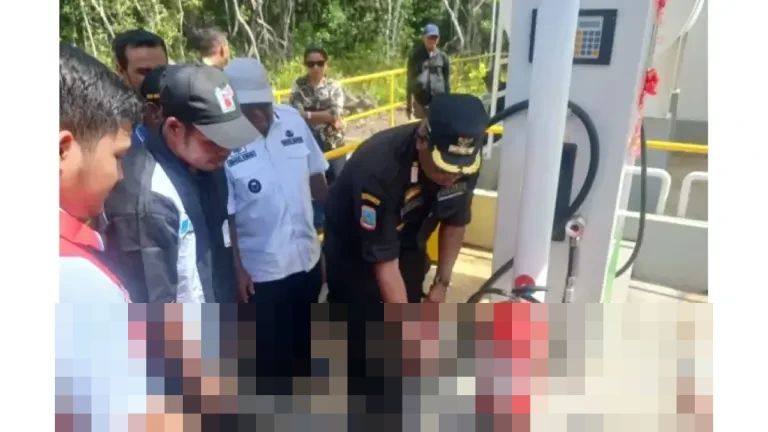 Bupati Mimika Resmikan SPBU Kompak di Kokonao, Pastikan Warga Pesisir Tak Lagi Kesulitan BBM