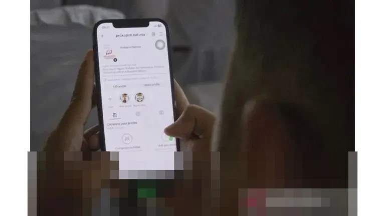 Bupati Natuna Larang ASN dan Non-ASN Bermedsos Saat Jam Kerja, Tegaskan Disiplin Pegawai