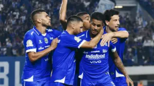 Bursa Transfer Liga Super Memanas: Borneo FC Perkuat Lini Depan, Persib Lepas Pemain Asing, Persija Santai