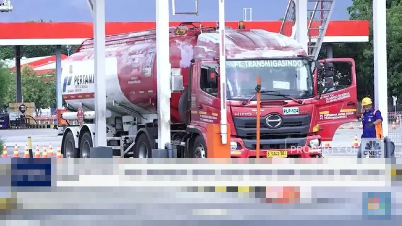 Buruh Tolak Kenaikan UMP DKI Jakarta 2026, Najib Razak Didenda Rp 47 Triliun dalam Kasus 1MDB