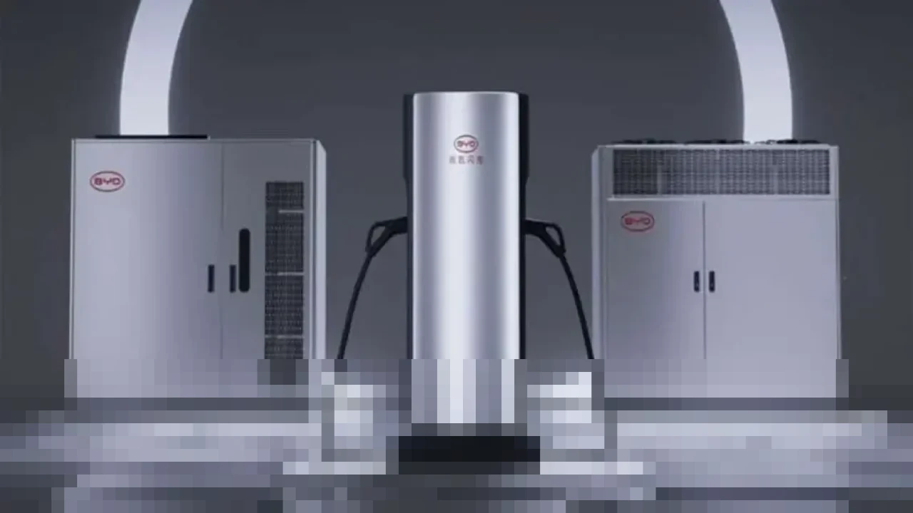 BYD Klaim Super e-Platform Mampu Isi Daya Mobil Listrik Lebih Cepat dari Supercharger Tesla