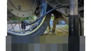 Cairan Tubeless Anti Bocor pada Ban Motor: Solusi Praktis atau Berisiko Jangka Panjang?