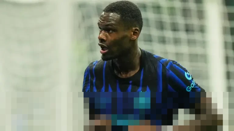 Cedera Lutut Paksa Penyerang Inter Milan Ange-Yoan Bonny Absen hingga Pertengahan Januari 2026, Lewatkan Laga Krusial