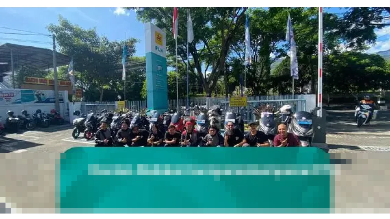 Dari Jakarta ke Mandalika: SPKLU PLN Kini Jadi ‘Rest Area’ Nyaman bagi Pengendara Motor Listrik Touring
