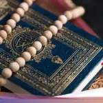 Dari Takwa hingga Rezeki Tak Terduga: Memahami ‘Yaj’al Lahu Makhrajan’ dan Kisah Ayat Seribu Dinar