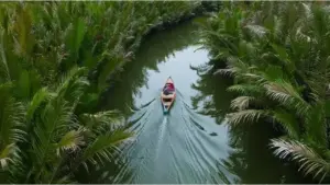 Dari Tebing Karst Menjulang: Kisah Rammang-Rammang Berubah Jadi Desa Wisata Berkelanjutan Berkat Astra