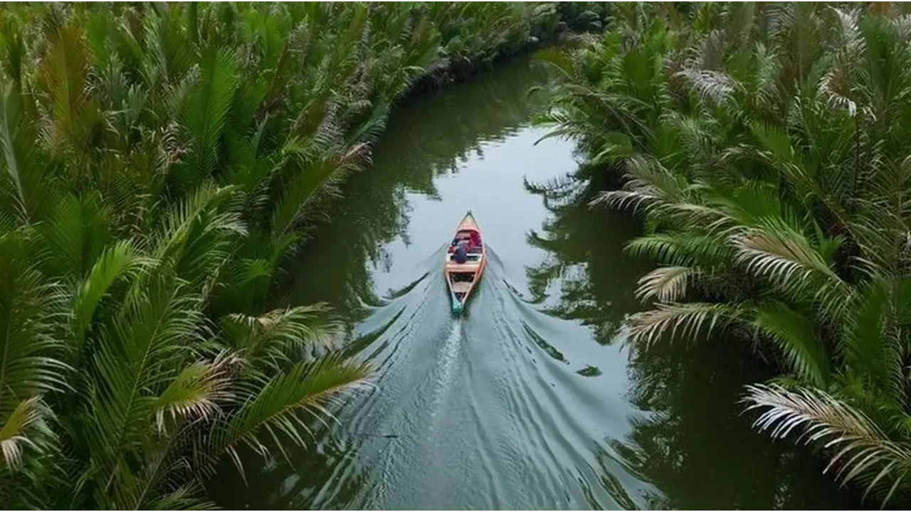 Dari Tebing Karst Menjulang: Kisah Rammang-Rammang Berubah Jadi Desa Wisata Berkelanjutan Berkat Astra