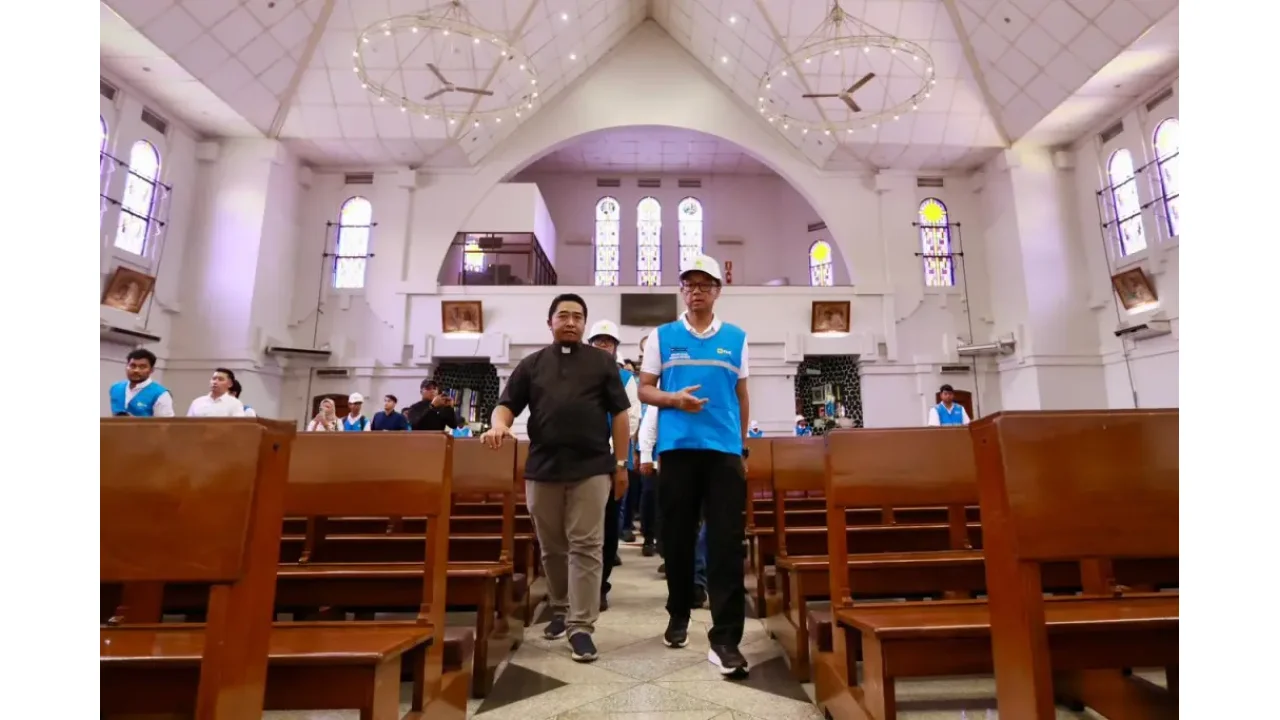 Darmawan Prasodjo: “Pasokan Listrik Malam Natal Berjalan Lancar di Seluruh Indonesia” Darmawan Prasodjo: “Pasokan Listrik Malam Natal Berjalan Lancar di Seluruh Indonesia”