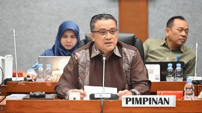 Bupati Aceh Selatan Minta Maaf Usai Umrah Tanpa Izin, DPR Tetap Desak Sanksi Bupati Aceh Selatan Minta Maaf Usai Umrah Tanpa Izin, DPR Tetap Desak Sanksi