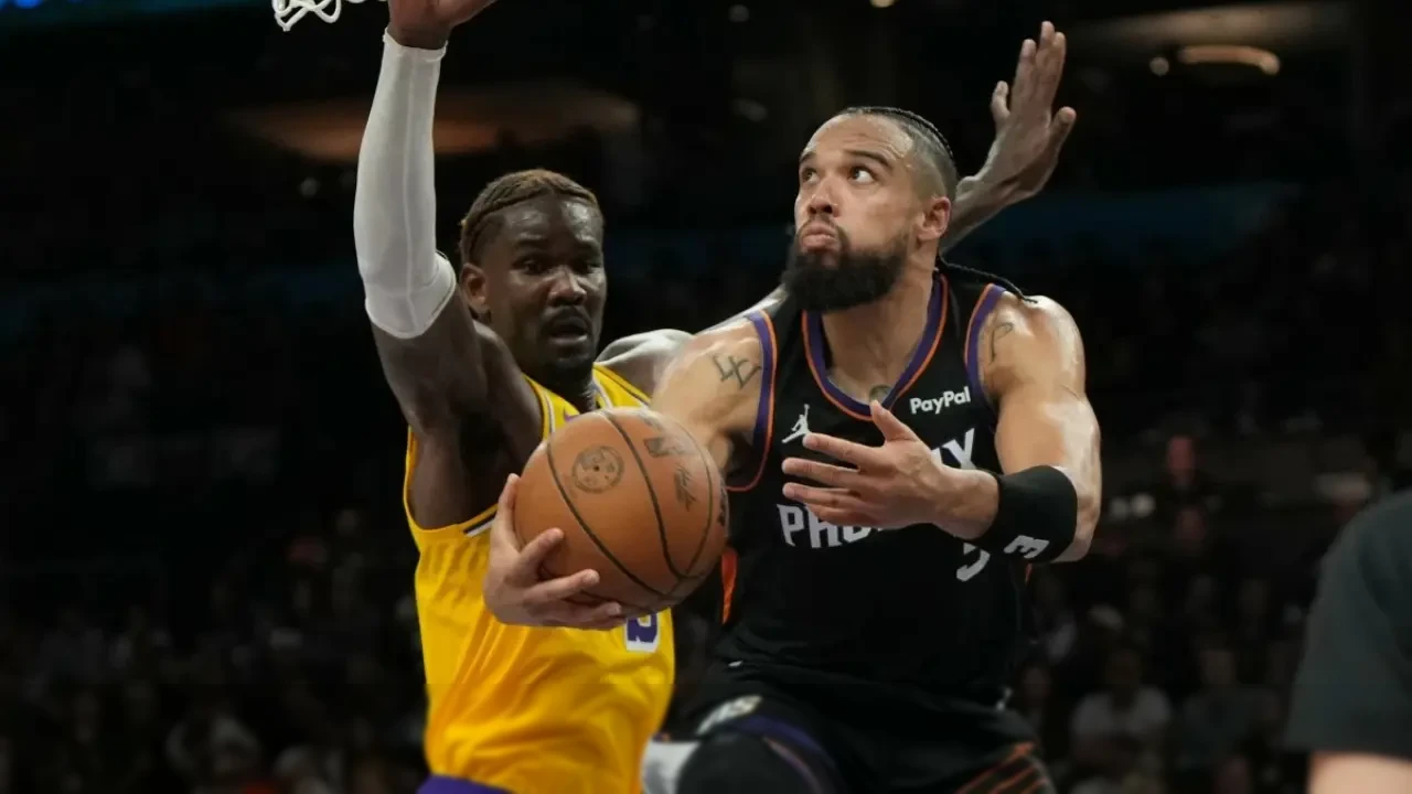 Dillon Brooks Pimpin Phoenix Suns Bantai Los Angeles Lakers 132-108, Lakers Pincang Tanpa Doncic