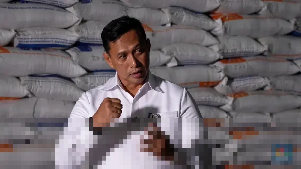 Dirut Bulog Ahmad Rizal Ramdhani: “Tugas Kita Gak Kalah Berat” Dibanding PLN dan Pertamina Dirut Bulog Ahmad Rizal Ramdhani: “Tugas Kita Gak Kalah Berat” Dibanding PLN dan Pertamina