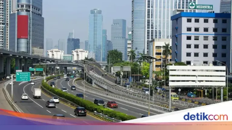 Dishub DKI Ungkap Lebih dari 1 Juta Kendaraan Bergerak di Jakarta Saat Libur Natal 2025