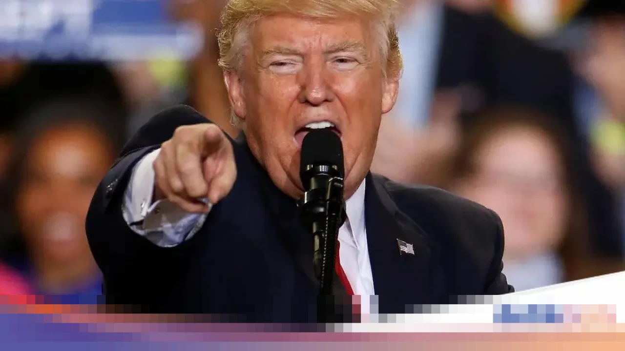 Donald Trump Serang ‘Sampah Kiri Radikal’ Saat Ucapkan Selamat Natal, Klaim Kemajuan Ekonomi AS