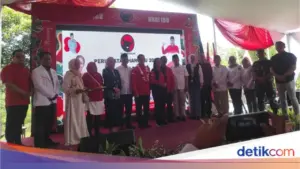 DPC PDIP Bandung Barat Gelar Peringatan Hari Ibu, Rokhmin Dahuri Soroti Peran Strategis Perempuan