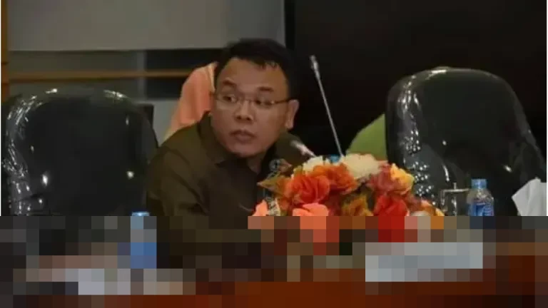 DPR Soroti Kenaikan Insentif Guru Honorer Rp100 Ribu: Tenaga Administratif Jangan Dilupakan