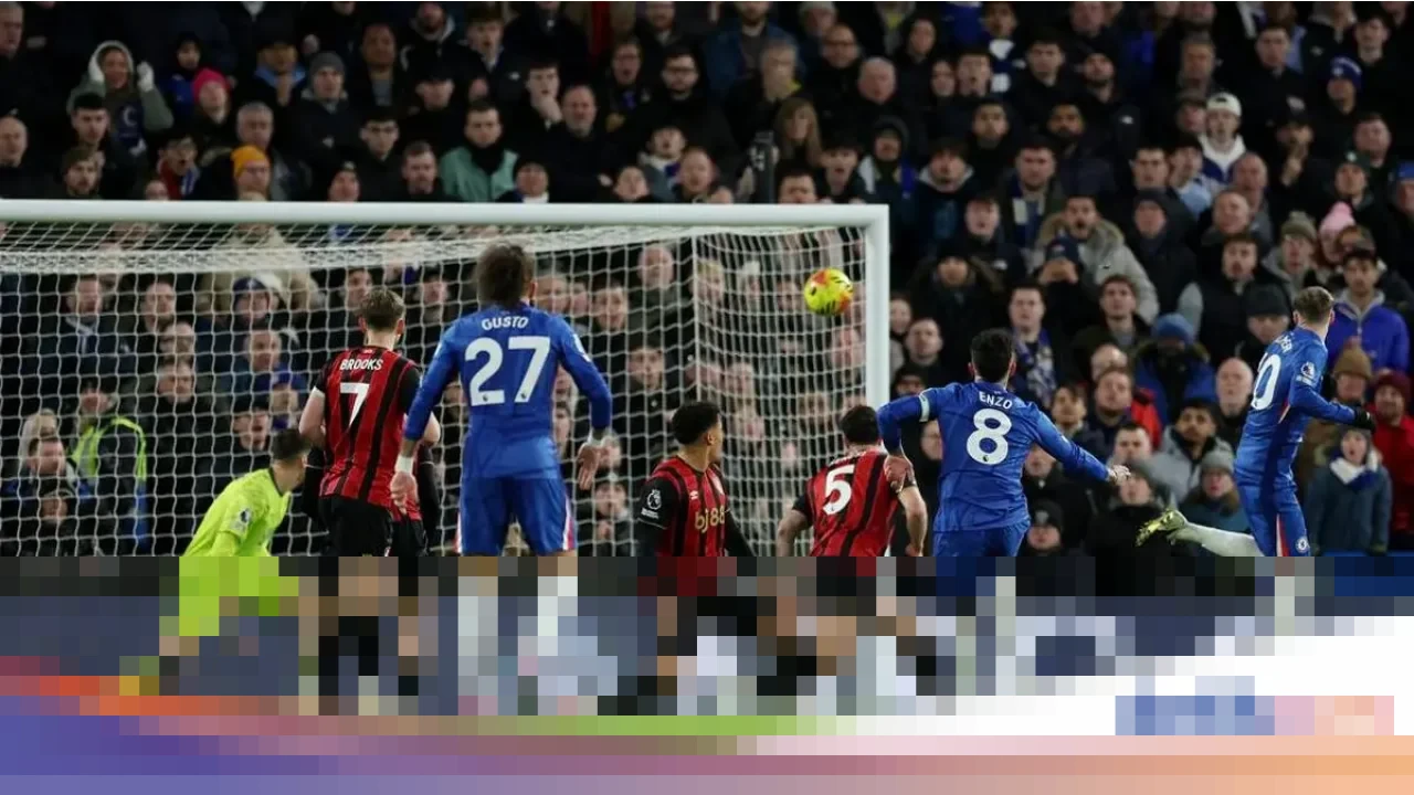 Drama Empat Gol di Stamford Bridge: Chelsea Ditahan Imbang Bournemouth 2-2 pada Babak Pertama Drama Empat Gol di Stamford Bridge: Chelsea Ditahan Imbang Bournemouth 2-2 pada Babak Pertama