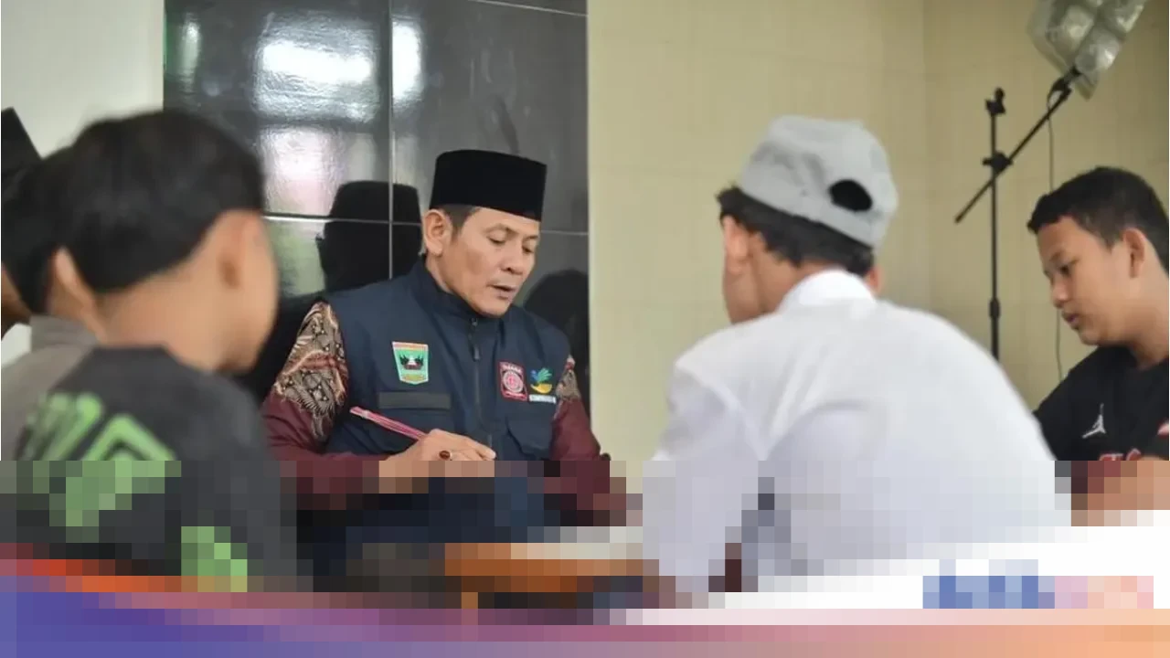 Dua Medan Pengabdian Jeli Hendri: Dari Garda Bencana hingga Pembina Siswa di Sekolah Rakyat Padang