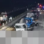 Dua Tewas dan 26 Luka dalam Tabrakan Beruntun 50 Kendaraan di Tol Kan-etsu Jepang Akibat Jalan Licin