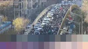 Ekonomi Iran Terpuruk, Mahasiswa dan Pedagang Turun ke Jalan Protes Kenaikan Biaya Hidup