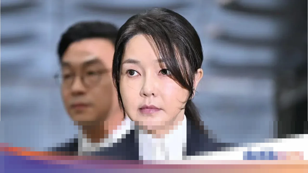 Eks Ibu Negara Korsel Didakwa Terima Suap Rp 4,3 Miliar dan Intervensi Pemilu Eks Ibu Negara Korsel Didakwa Terima Suap Rp 4,3 Miliar dan Intervensi Pemilu