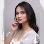 Faby Marcelia Terbahak Dengar Permintaan Fantastis Putrinya: “Mami Harus Beli Hotel dan 100 Mobil!”