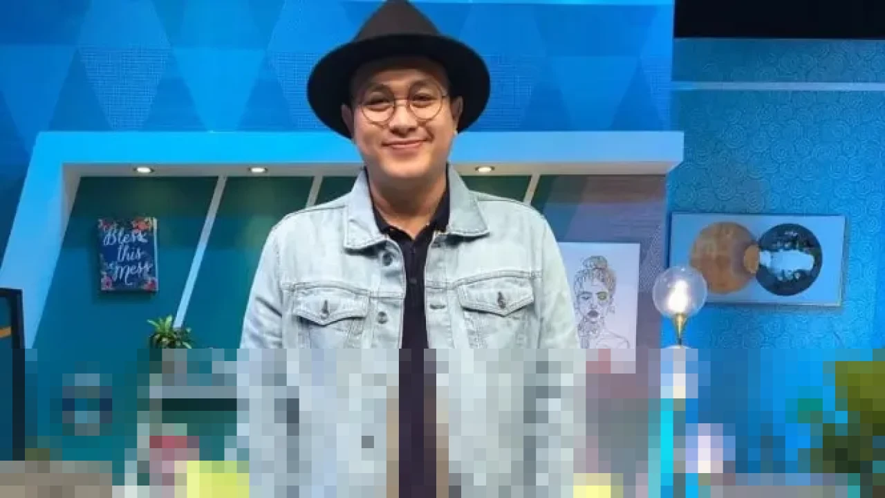 Gilang Dirga Ungkap Penyebab Meninggalnya Sang Ayah: Riwayat Jantung dan Kondisi Melemah