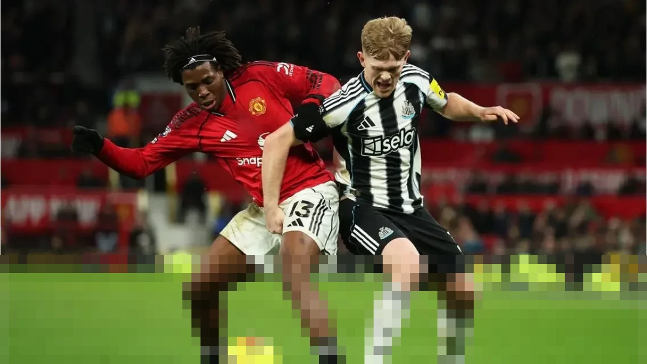 Gol Spektakuler Patrick Dorgu Antar Manchester United Taklukkan Newcastle 1-0 di Old Trafford