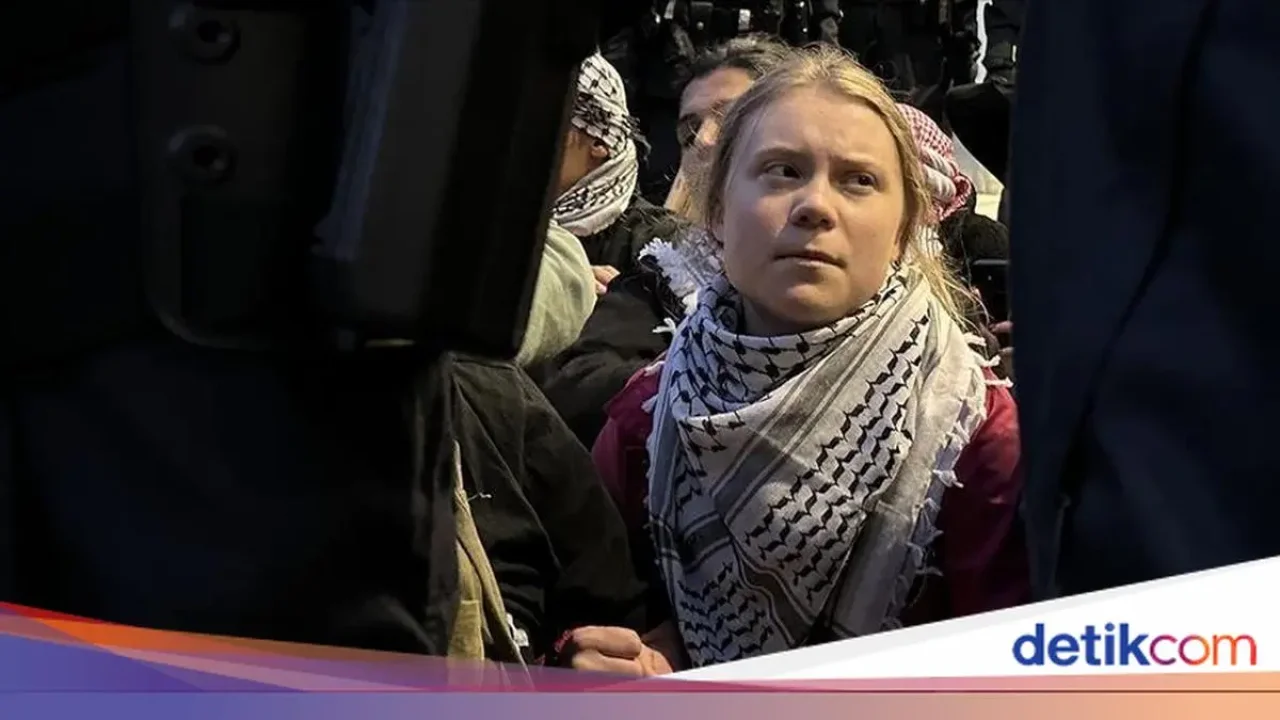 Greta Thunberg Ditangkap di London Saat Demo Dukung Tahanan Palestina yang Mogok Makan, Dituduh Langgar UU Terorisme