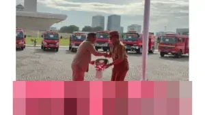Gubernur DKI Pramono Anung Hibahkan 14 Mobil Pemadam Kebakaran, Tekankan Manfaat bagi Daerah