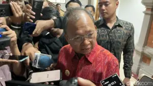 Gubernur Koster Bantah Bali Sepi Turis Jelang Nataru 2026: “Bohong, Saya Punya Data”