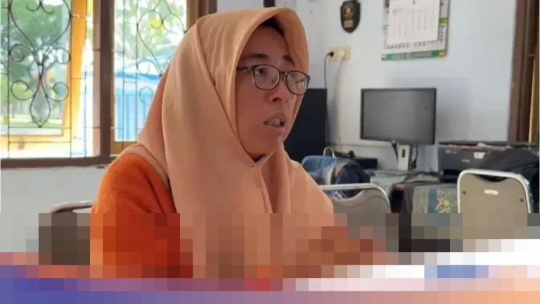 Guru PNS Pasuruan Diberhentikan Usai Viral Curhat Jarak Tempuh 114 Km, Pemkab Ungkap Pelanggaran Disiplin Berat Guru PNS Pasuruan Diberhentikan Usai Viral Curhat Jarak Tempuh 114 Km, Pemkab Ungkap Pelanggaran Disiplin Berat
