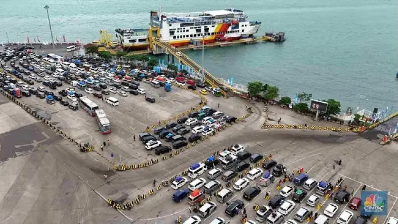 H-3 Nataru: 32.533 Penumpang dan 7.131 Kendaraan Tinggalkan Jawa, Angka Turun Signifikan